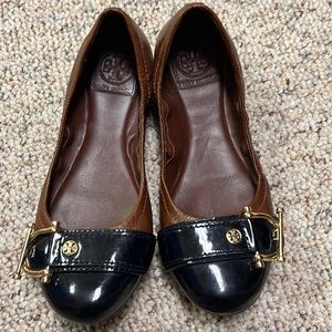 Tory Burch two tone ballet flats size 7